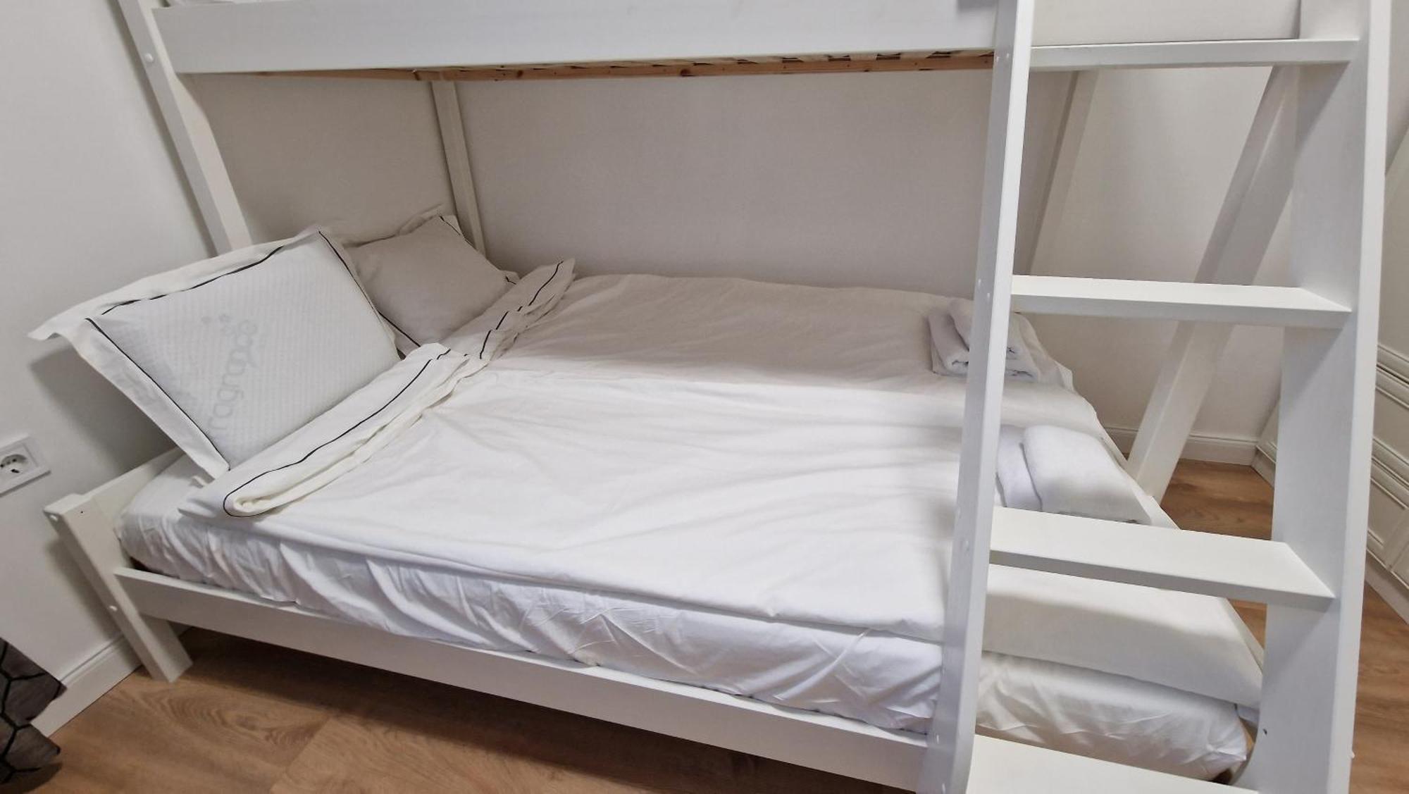 Fs Apartments - Beautiful Apartment In The Artistic Part Of فيليكو ترنوفو المظهر الخارجي الصورة